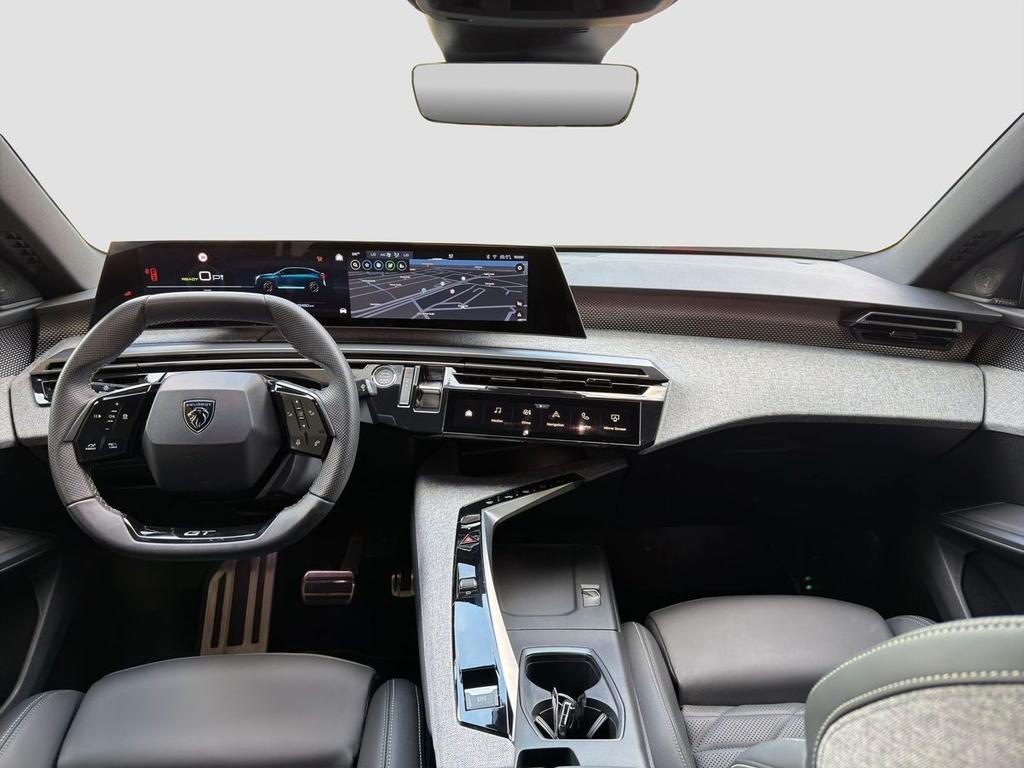 Peugeot E-3008