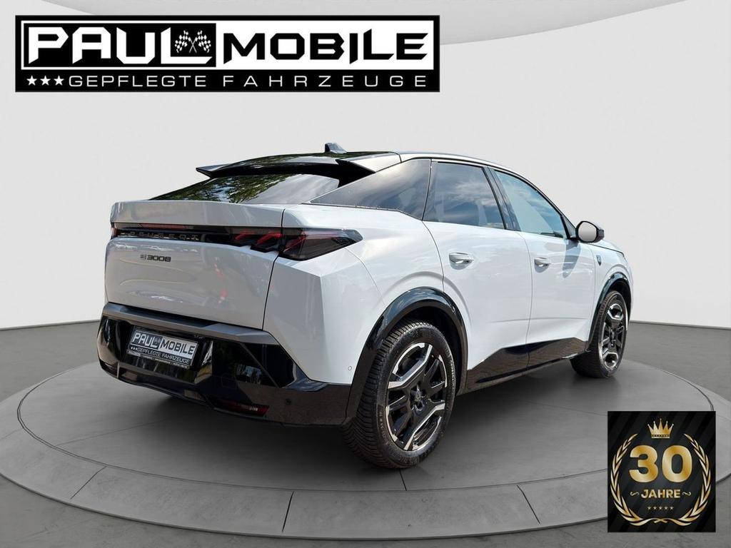 Peugeot E-3008