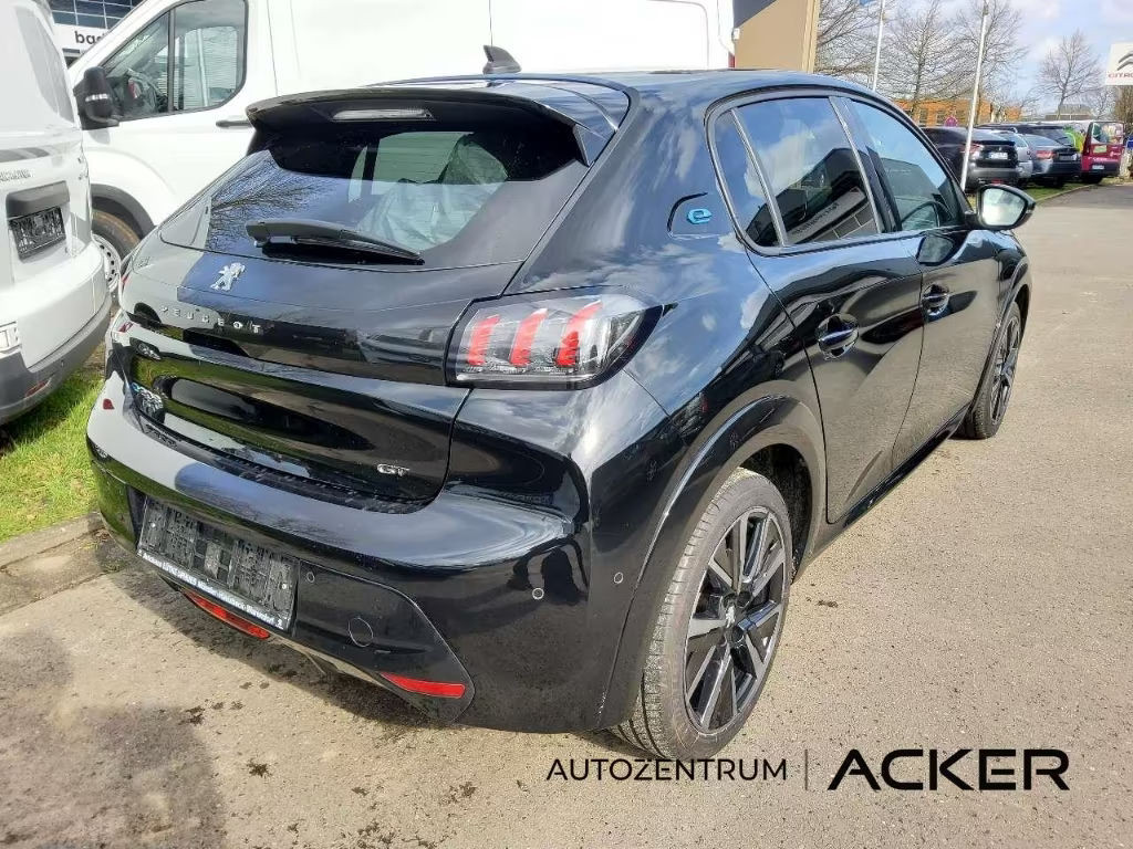 Peugeot e-208
