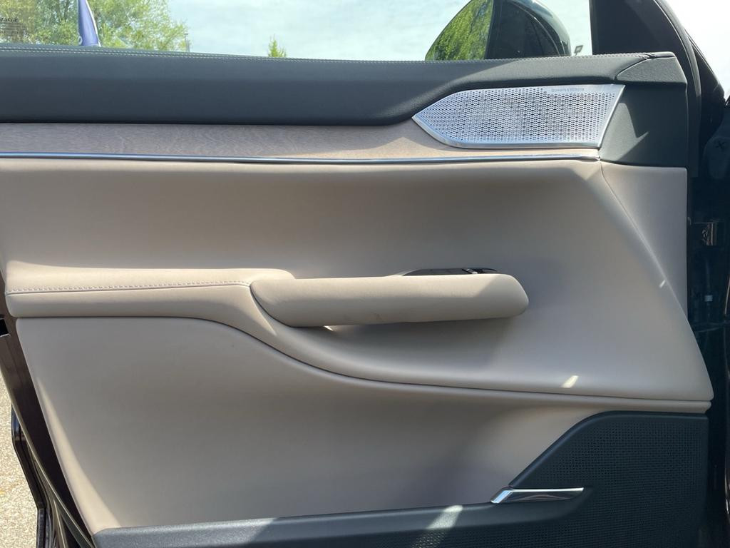 Volvo EX90