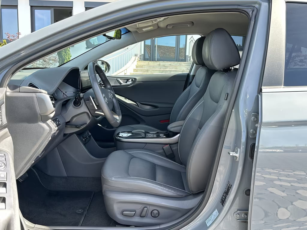 Hyundai Ioniq