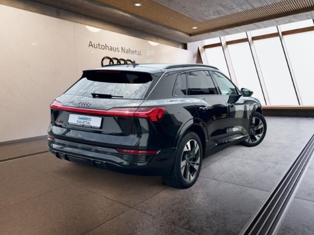 Audi Q8 e-tron