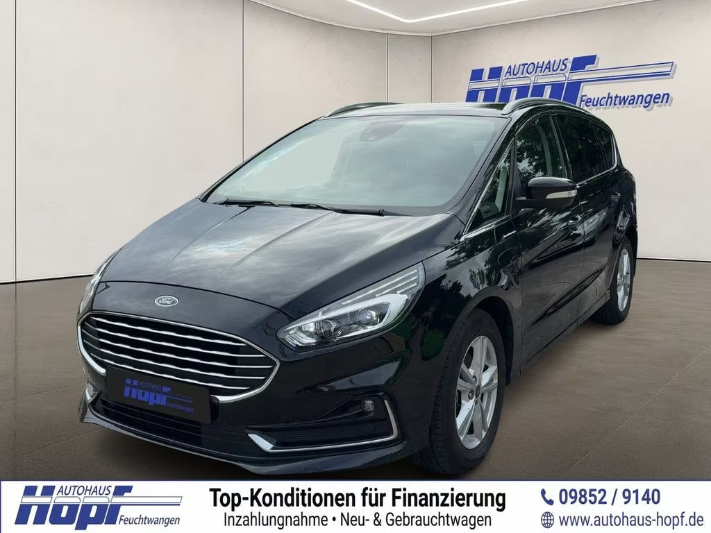 Ford S-Max Titanium