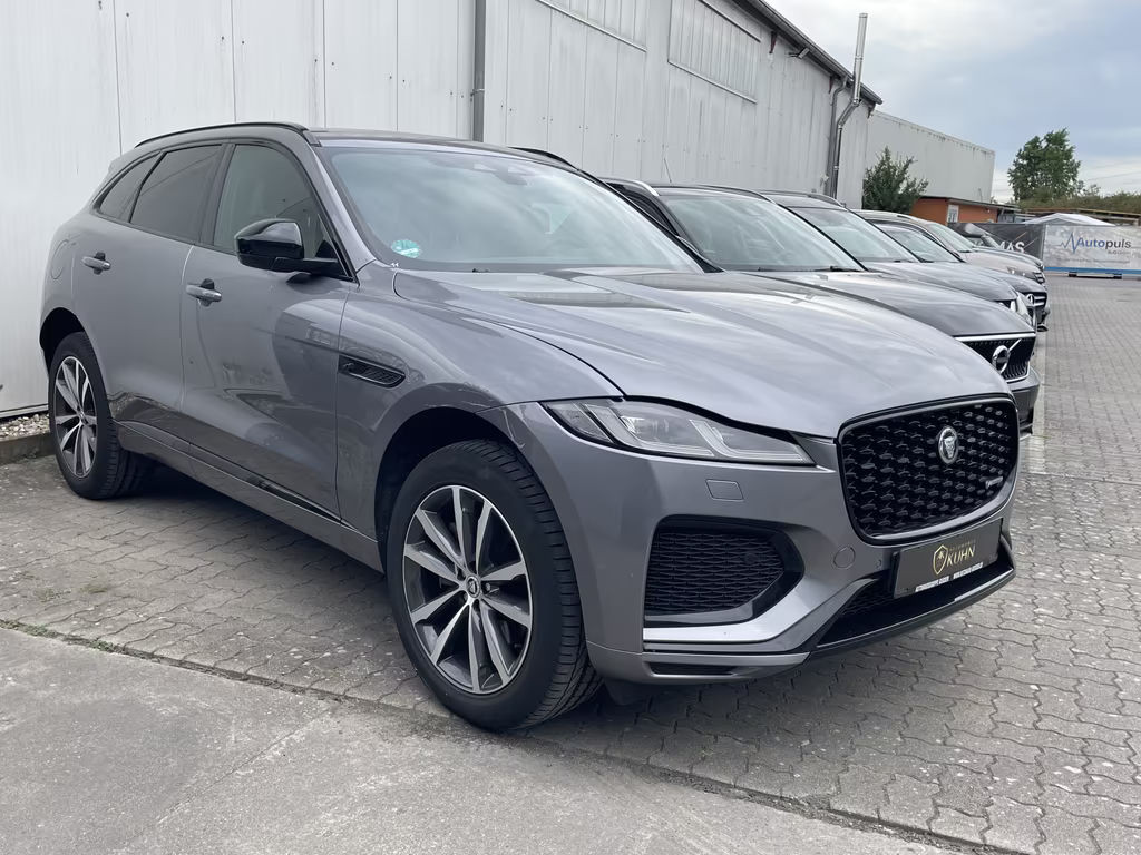 Jaguar F-Pace