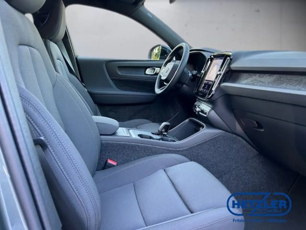 Volvo EX40
