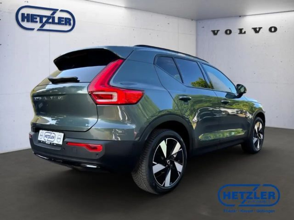 Volvo EX40