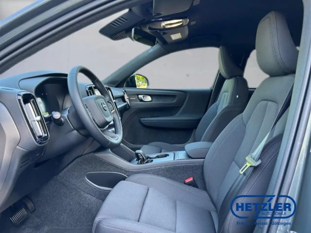 Volvo EX40