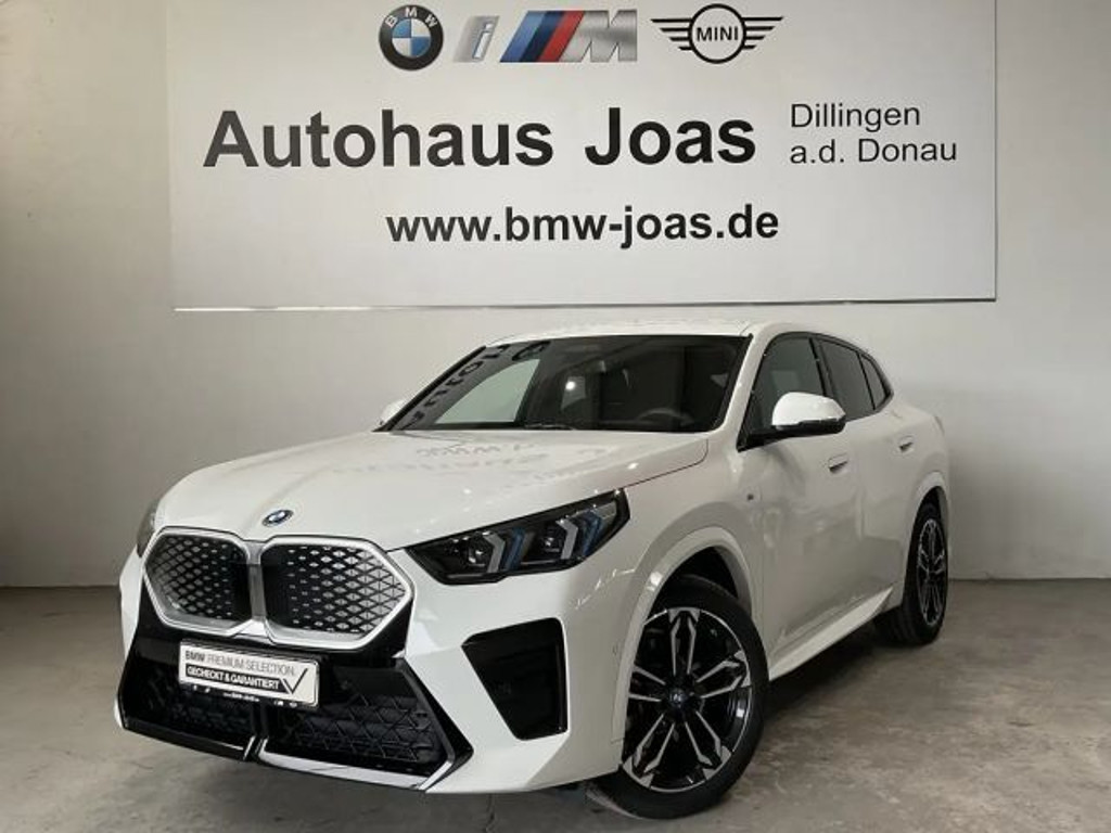 BMW iX2 M-Sport Coupé xDrive30