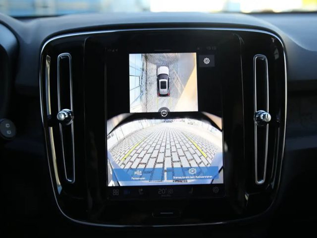 Volvo EX40