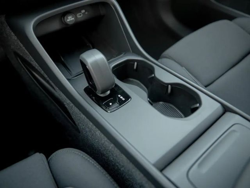Volvo EX40