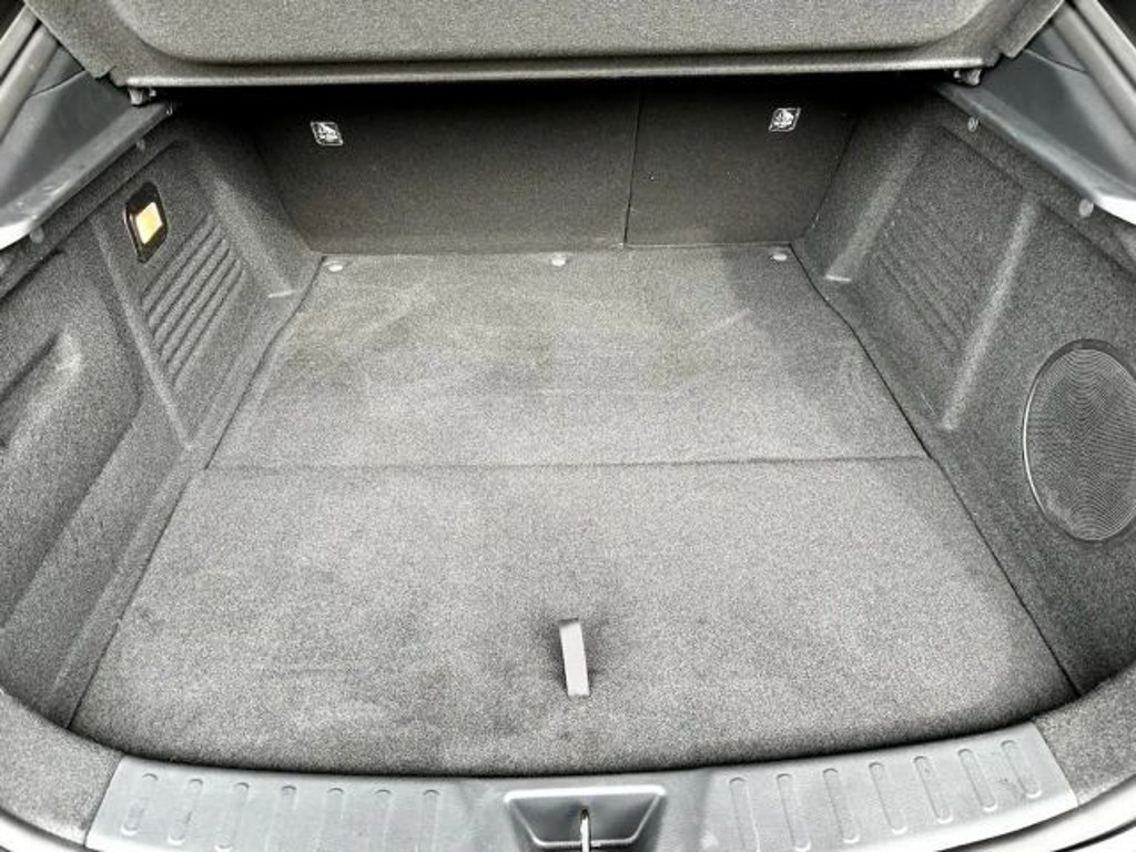 Mazda 6e