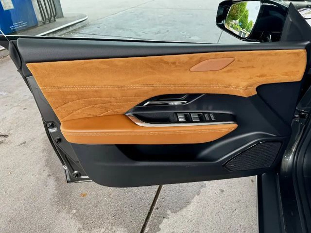 Mazda 6e
