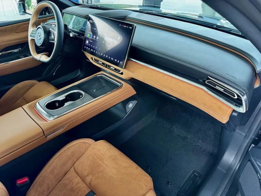 Mazda 6e
