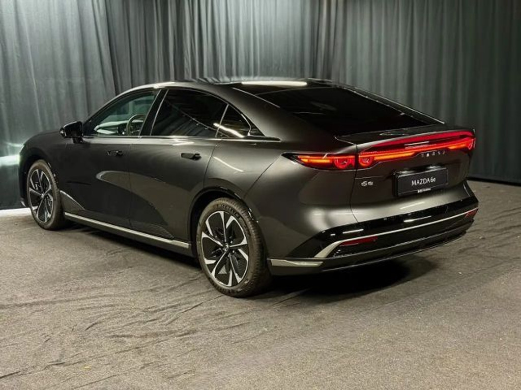 Mazda 6e