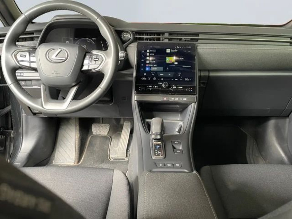 Lexus LBX