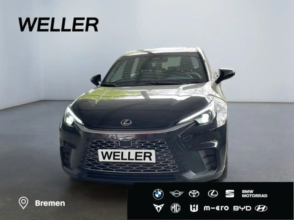Lexus LBX