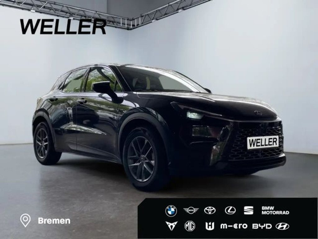 Lexus LBX