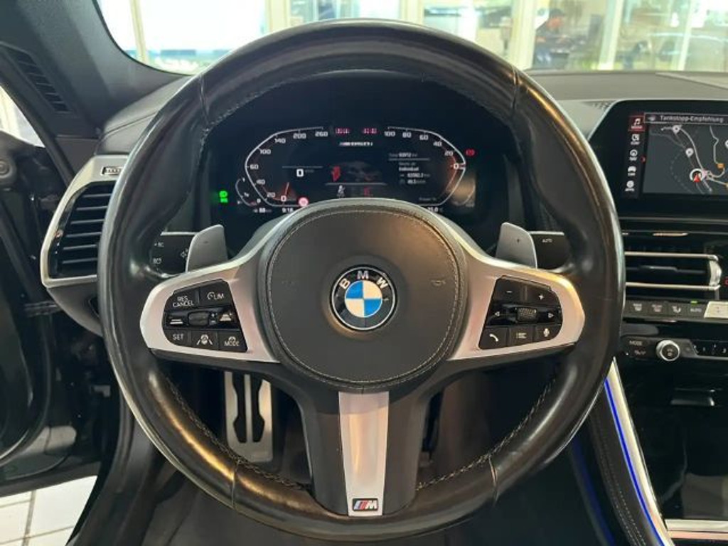 BMW M850