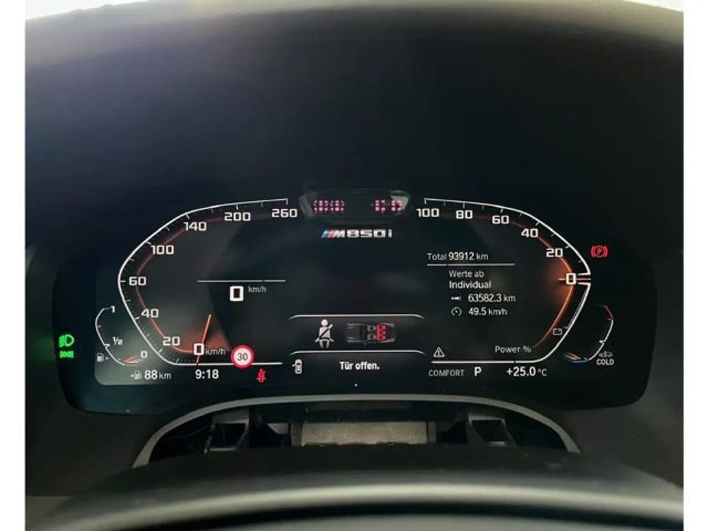 BMW M850