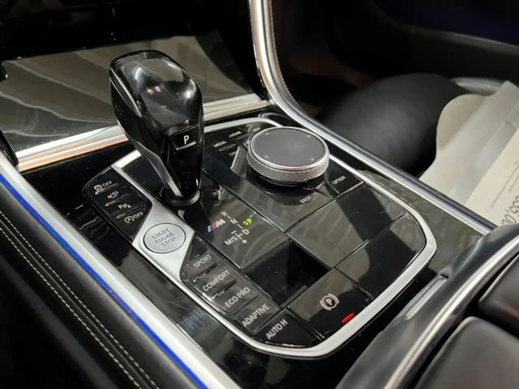 BMW M850