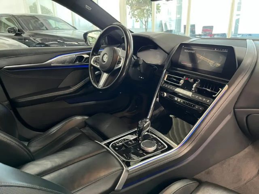 BMW M850