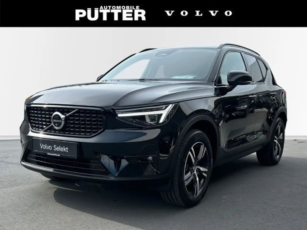 Volvo XC40 Plus Dark
