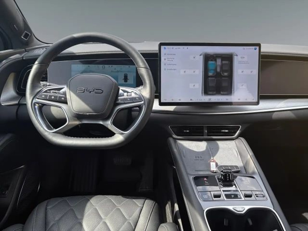 BYD Sealion 7