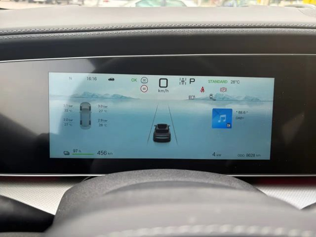 BYD Sealion 7
