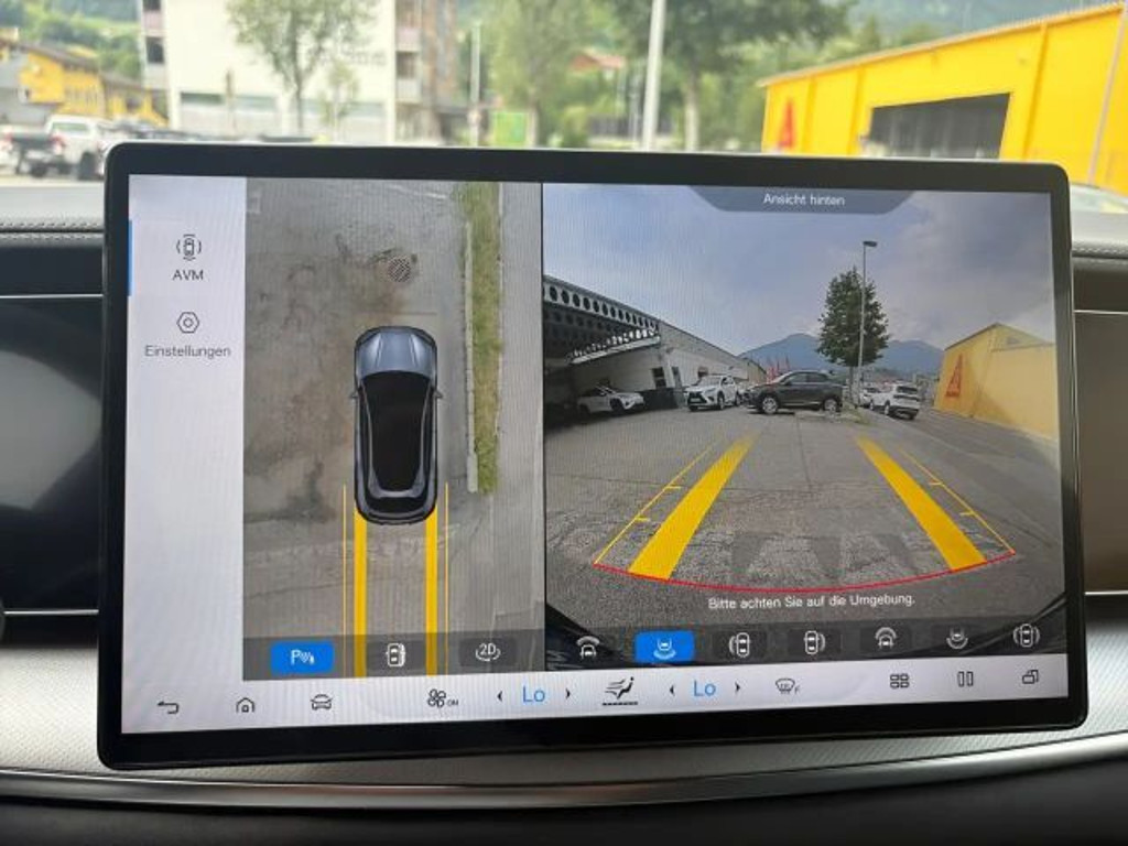 BYD Sealion 7