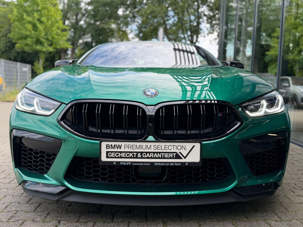 BMW M8