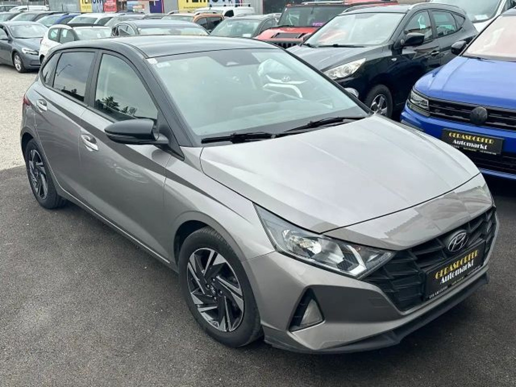 Hyundai i20