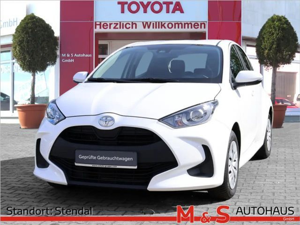 Toyota Yaris 1.0 VVT-i Basis