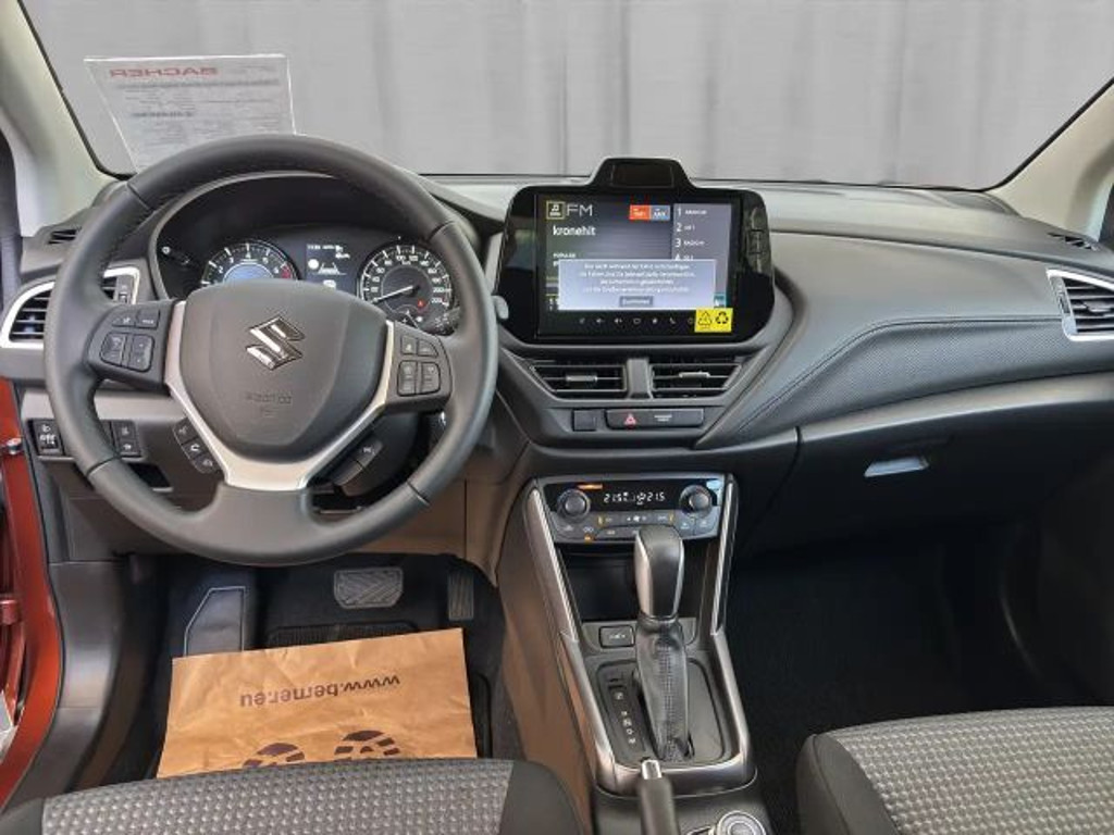 Suzuki S-Cross