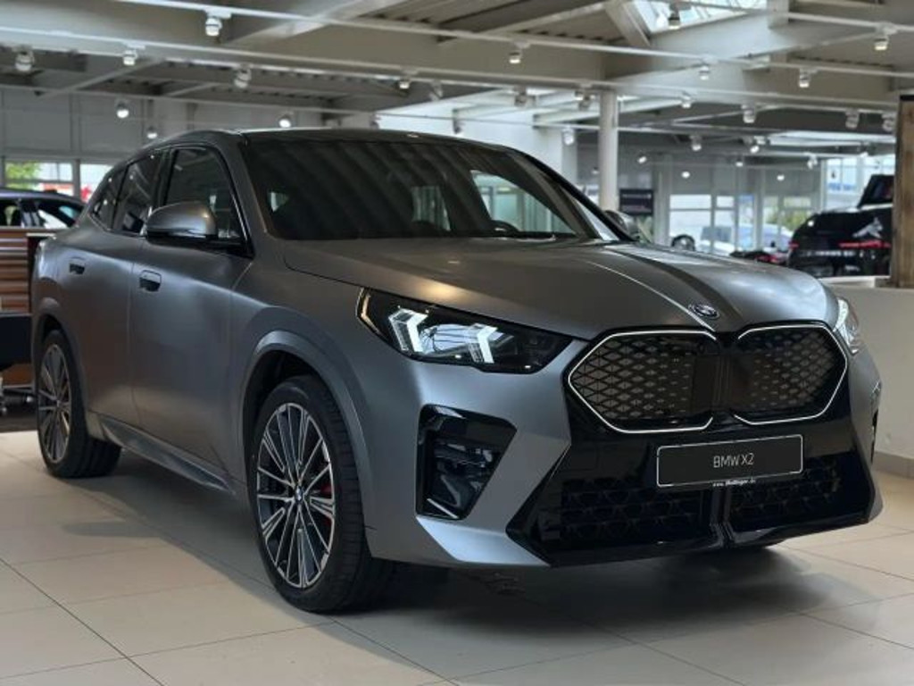 BMW iX2