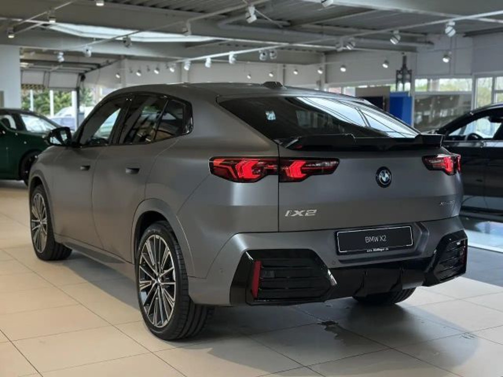 BMW iX2