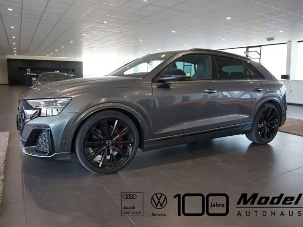 Audi Q8 S-Line