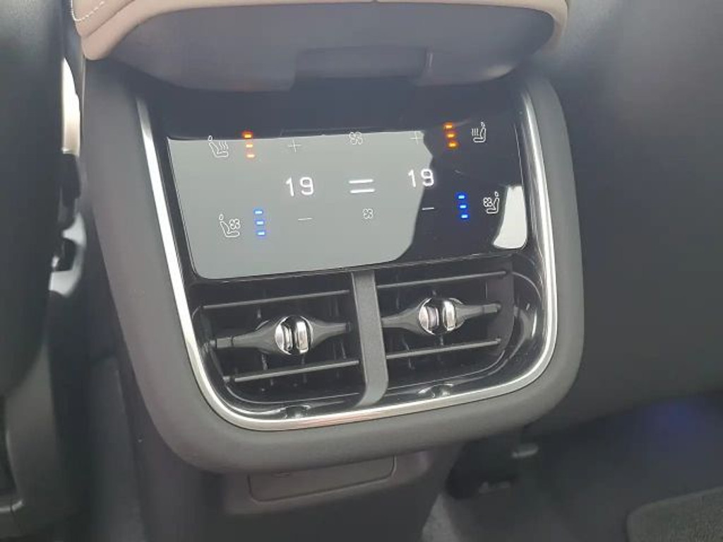Volvo ES90