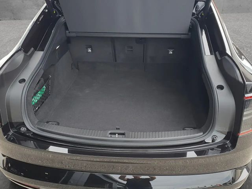 Volvo ES90