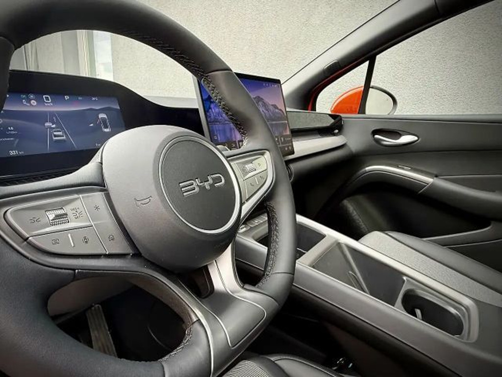 BYD Dolphin