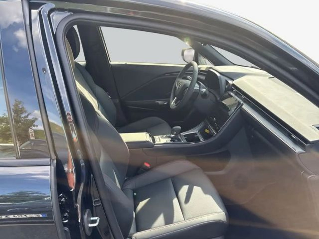 Lexus LBX