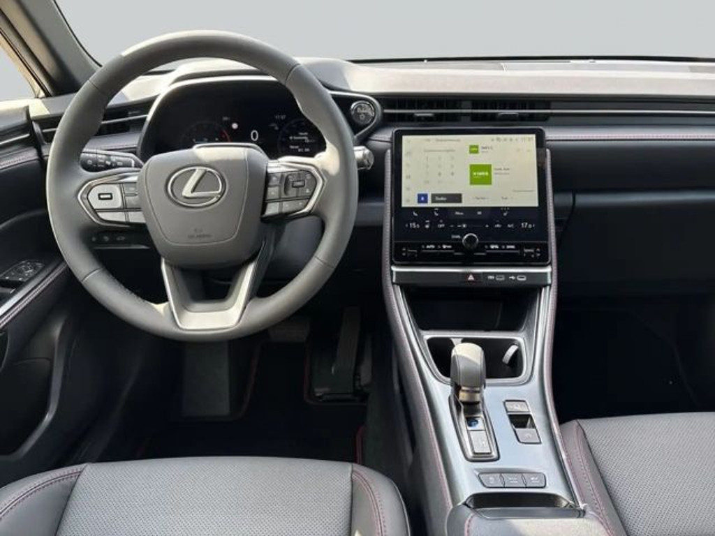 Lexus LBX