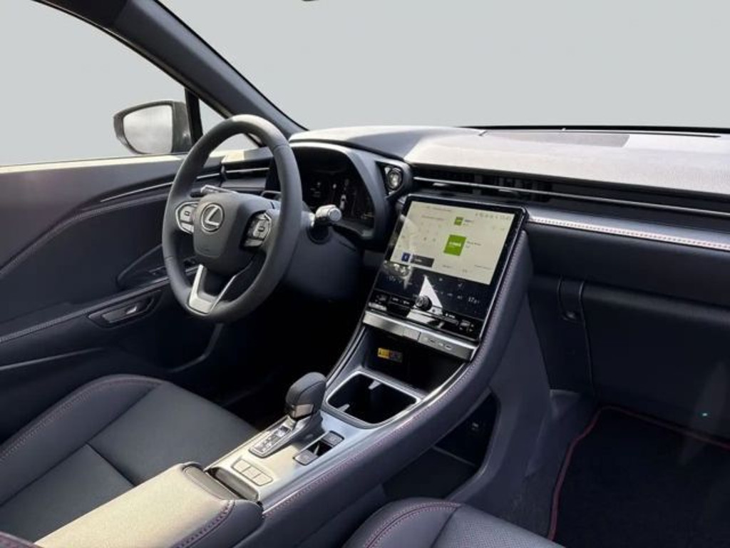 Lexus LBX