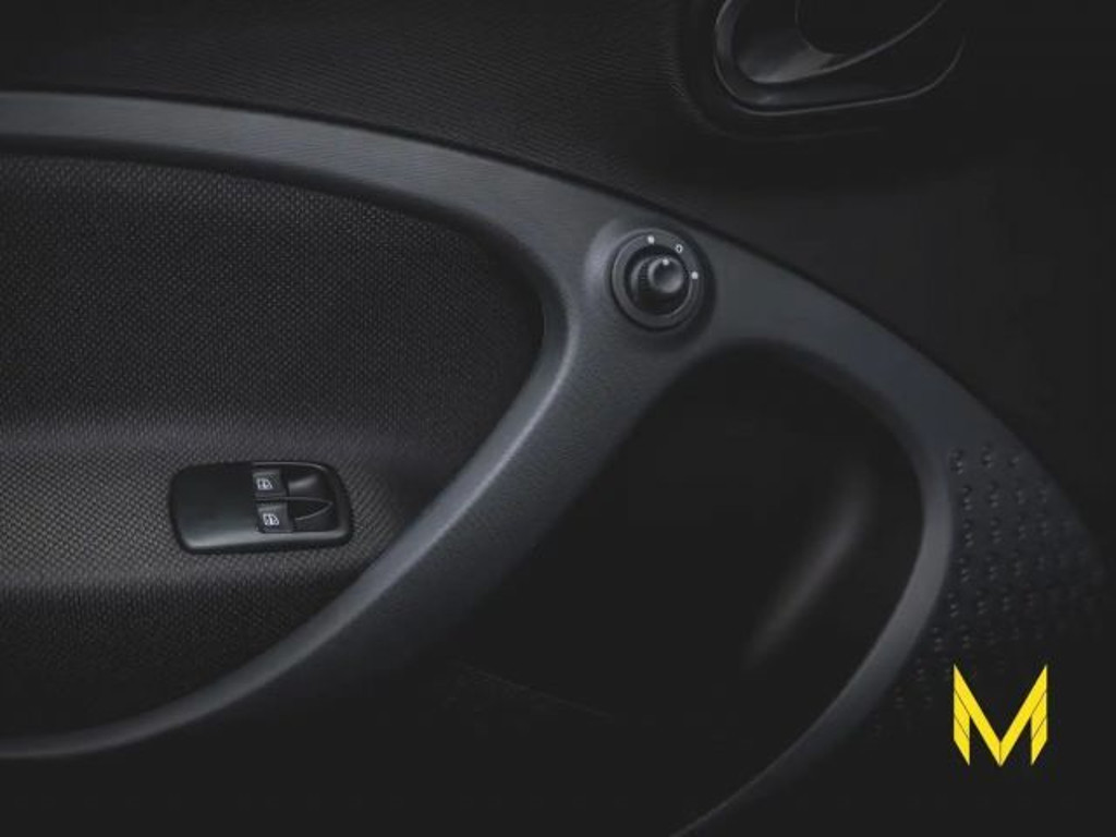 Smart EQ forfour