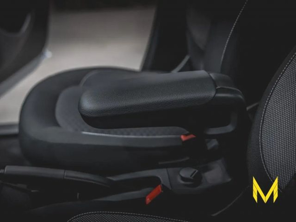 Smart EQ forfour