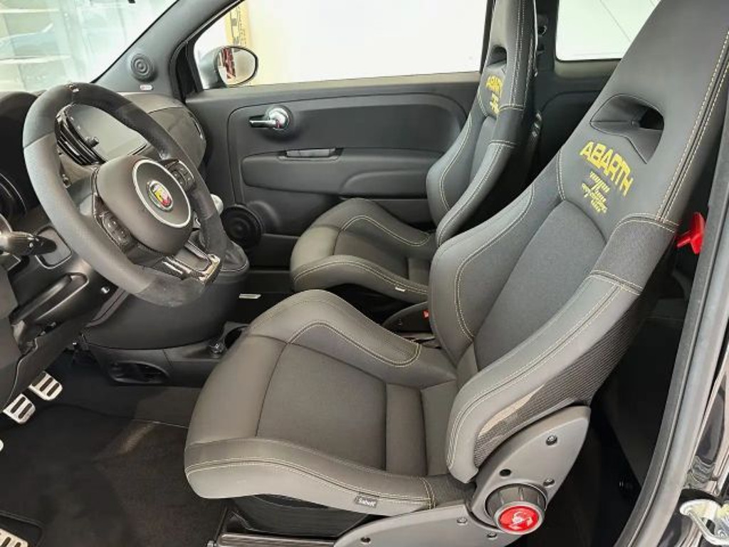 Abarth 695