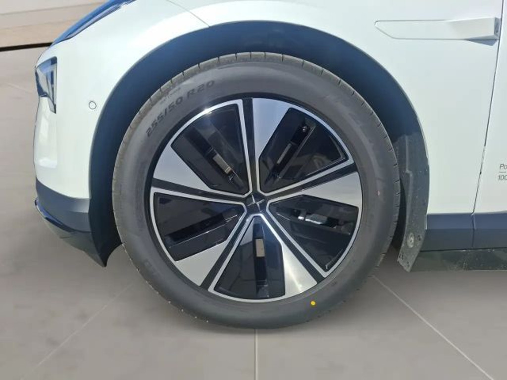 Polestar 4