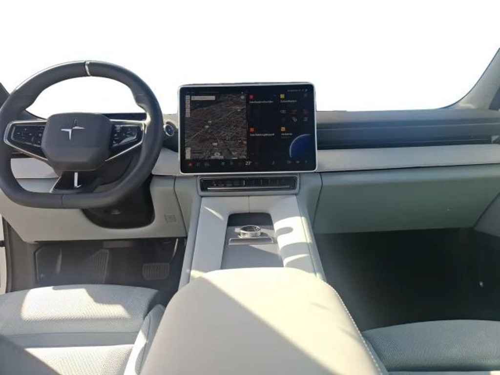 Polestar 4