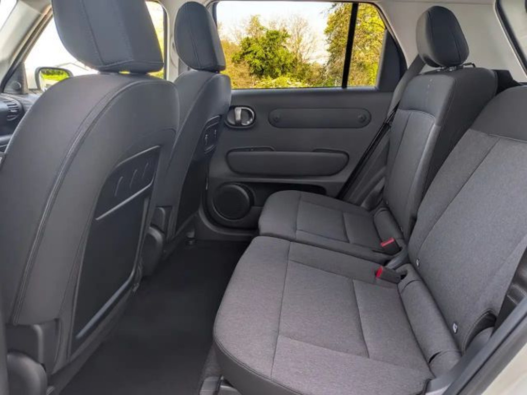 Hyundai INSTER