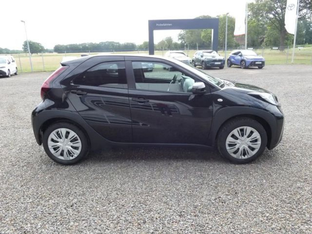 Toyota Aygo X Business Hatchback