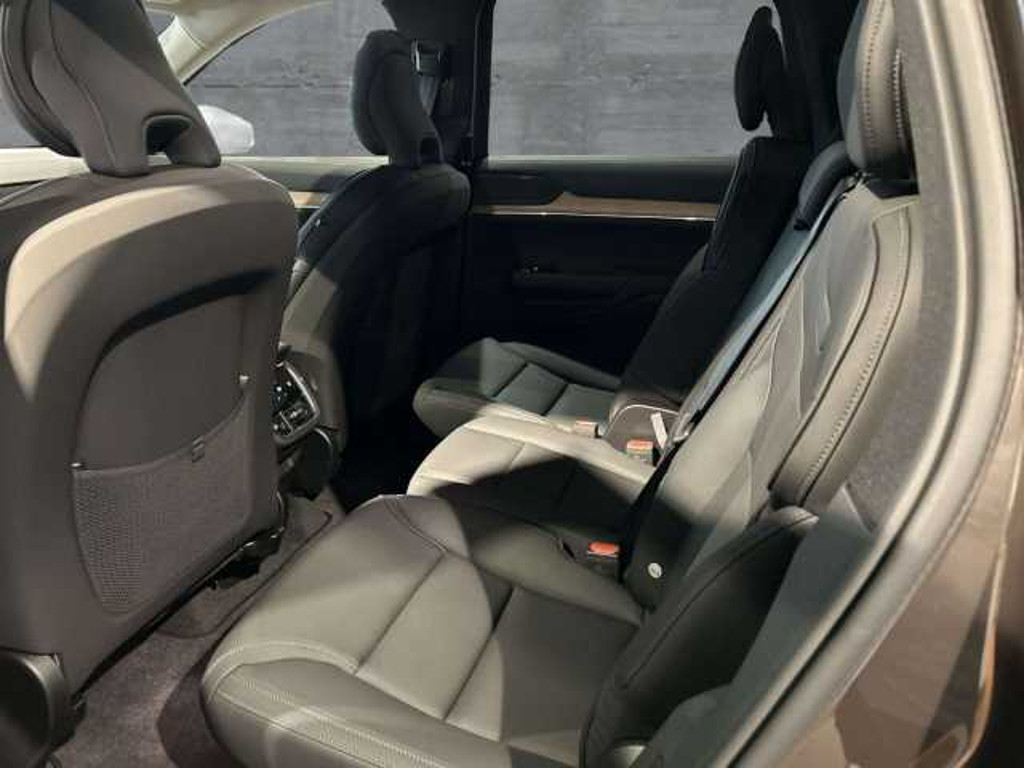 Volvo EX90